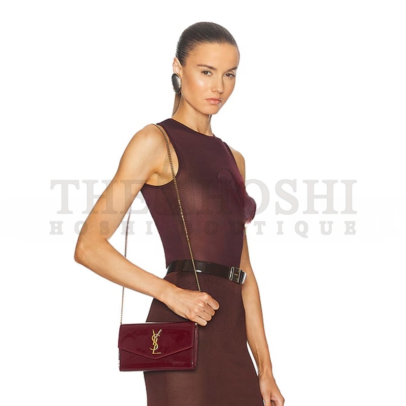 Y51 UPTOWN CHAIN WALLET IN PATENT LEATHER 607788BMIIW6259 (19*12*3cm) Master Quality